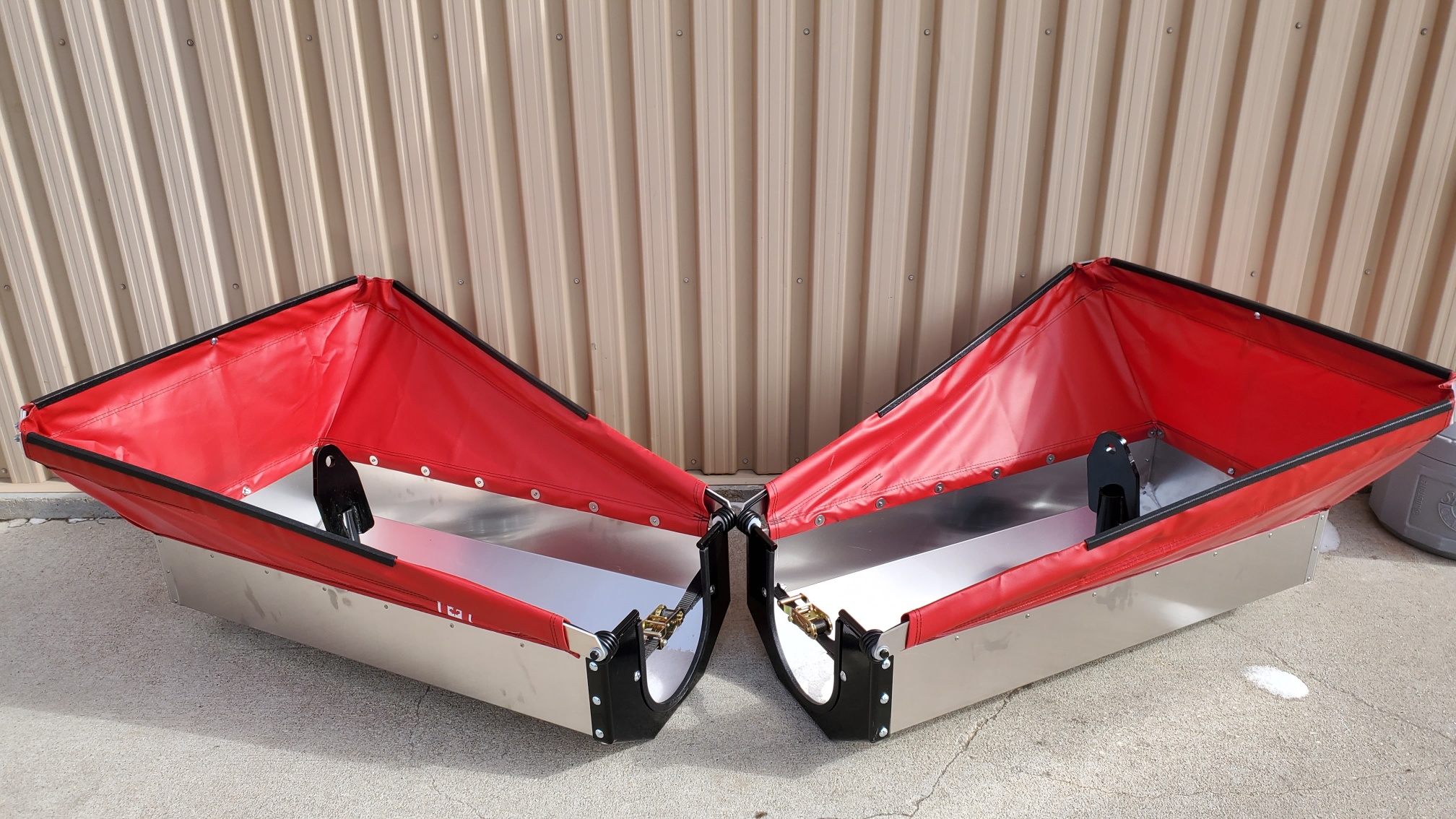 Grain Auger Hopper | Neu‑Tech Spring‑Loaded | Altona