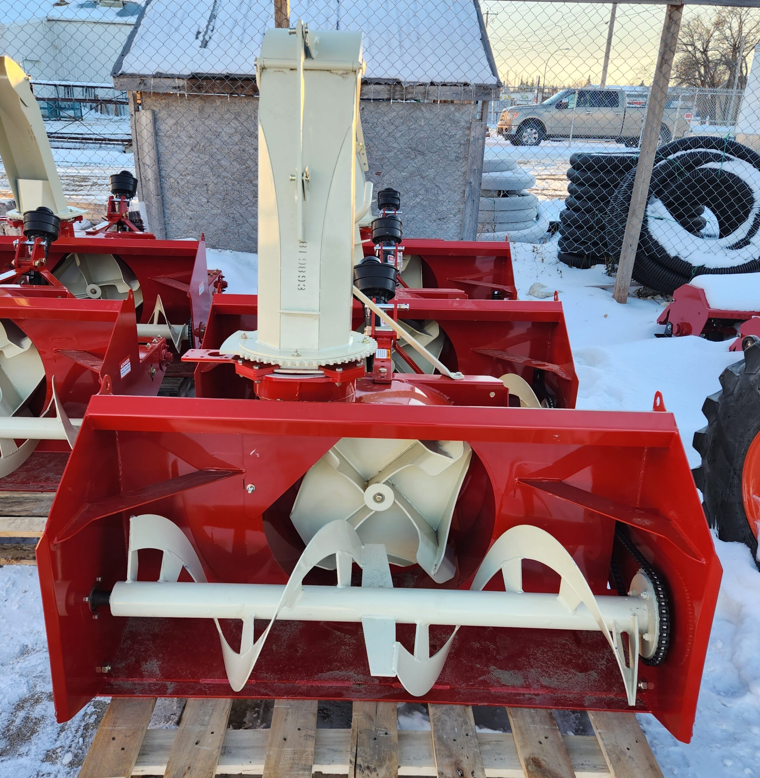 Upgrade Your Winter Arsenal with the 2023 Farm King Y500 Snowblower!